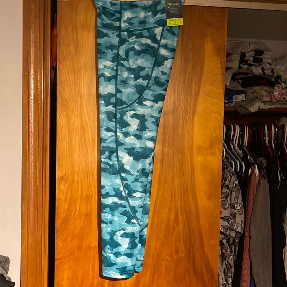 Tek gear camo leggings